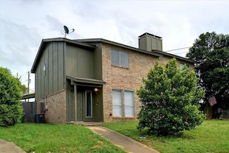 2239 Chase Ct, Arlington, TX 76013