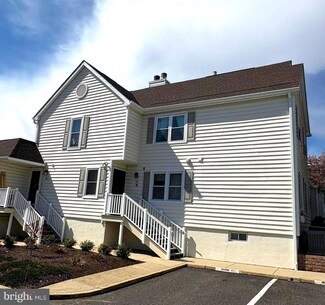 910 Society Hill Blvd, Cherry Hill, NJ 08003