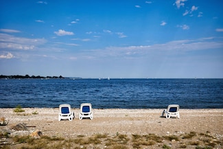 4 Promised Rd, Westport, CT 06880