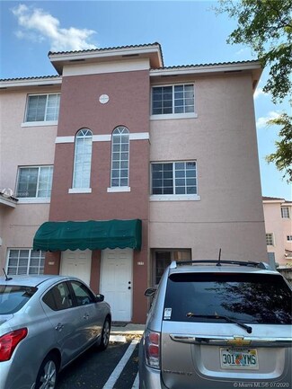 12025 SW 14th St Unit 215, Miami, FL 33184