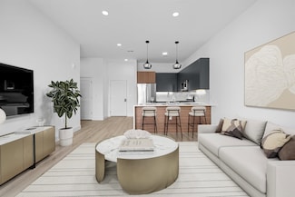 17 Avenue E Unit 303, Bayonne, NJ 07002