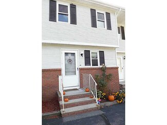 128 Prudence Ave Unit 4, Providence, RI 02909