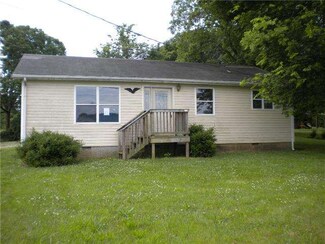 102 Barnett St, La Vergne, TN 37086