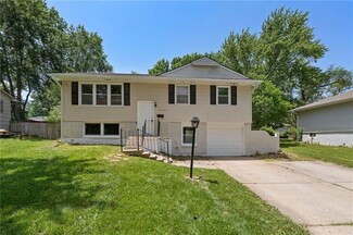 13630 Cambridge Ave, Grandview, MO 64030