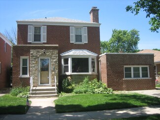 6204 N Tripp Ave, Chicago, IL 60646