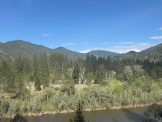 20.55 Rd, Seiad Valley, CA 96086
