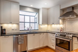 54 Trowbridge St Unit G, Cambridge, MA 02138