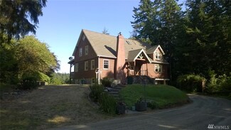17116 5th Ave NW, Lakebay, WA 98349