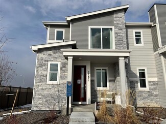 27471 E Maple Ave, Aurora, CO 80018