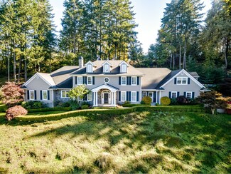 32671 Skyhawk Way, Eugene, OR 97405