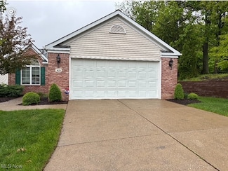 14250 Reserve Ln, Middleburg Heights, OH 44130