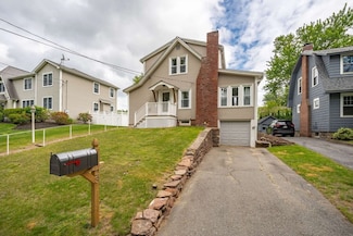 23 Berwick Rd, Longmeadow, MA 01106