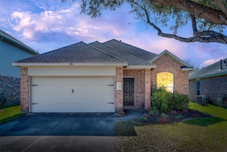 7510 Summerdale Dr, Rosenberg, TX 77469