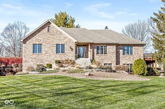 5856 Essex Dr, Pittsboro, IN 46167