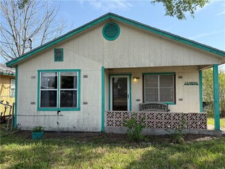 937 W Point Rd, Corpus Christi, TX 78416