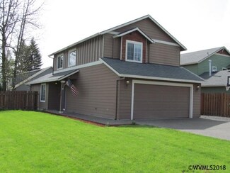 429 SE 8th St, Dundee, OR 97115