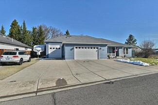 864 Mendolia Way, Central Point, OR 97502
