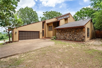 1410 Valley Forge St, van Buren, AR 72956