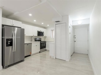 3195 Foxcroft Rd Unit F211, Miramar, FL 33025