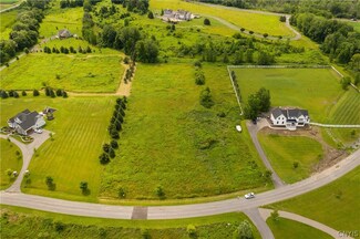 1870 Sugar Maple Ln, Skaneateles, NY 13152