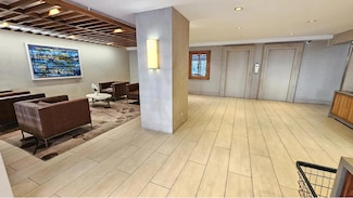 150 E 61st St Unit 2-D, New York, NY 10065