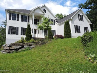 266 Cliffside Ave, Shavertown, PA 18708