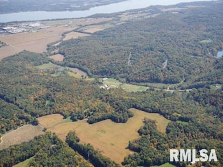 000 W Singing Woods Rd, Edelstein, IL 61526