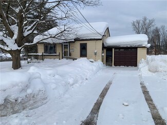 115 Lock St, Phoenix, NY 13135