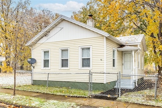 46 Irondequoit St, Rochester, NY 14605