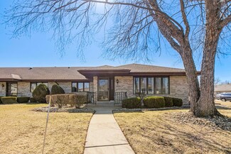 10555 Texas Ct Unit 200, Orland Park, IL 60467