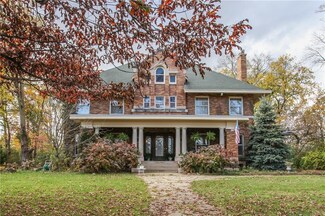 506 S Walnut St, Edinburgh, IN 46124