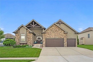1214 Kingsland Cir, Raymore, MO 64083