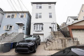 48 W 55th St, Bayonne, NJ 07002