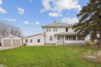 1853 Liberty Ln, Mount Pleasant, IA 52641