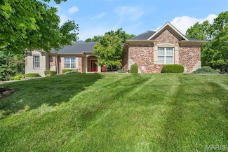 1019 Hawks Landing Dr, Lake Saint Louis, MO 63367