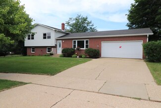 413 N Grant Ave, Janesville, WI 53548