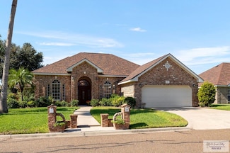 2201 Lazy Lake Dr, Harlingen, TX 78550