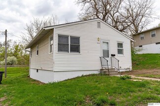 4393 Laurel Ave, Omaha, NE 68111