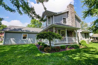 1353 Pickwick Ct, Nappanee, IN 46550