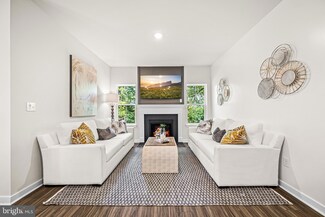 727 Hunsberger Rd, Spring City, PA 19475