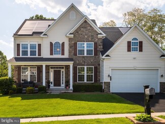 99 Inniscrone Dr, Avondale, PA 19311