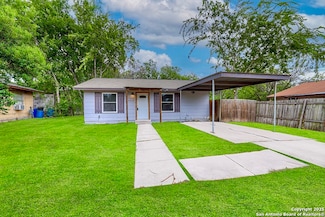 4818 Castle Guard, San Antonio, TX 78218