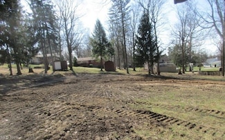 2216 49th St NE, Canton, OH 44705