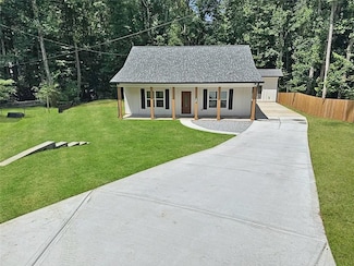1337 Fairfield Dr SW, Lilburn, GA 30047
