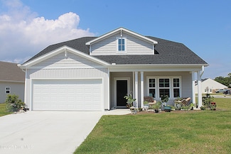 300 Ruby Baird Dr, Sneads Ferry, NC 28460