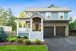 336 W Naperville Rd, Westmont, IL 60559