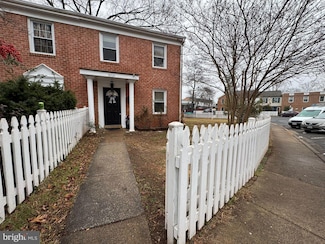 9731 Pickett Ln, Manassas, VA 20110