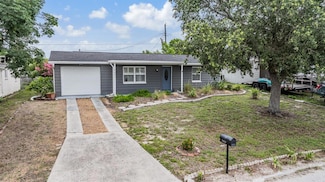 3625 Oakhurst Dr, Holiday, FL 34691