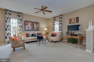 1635 Renaissance Dr, Essex, MD 21221