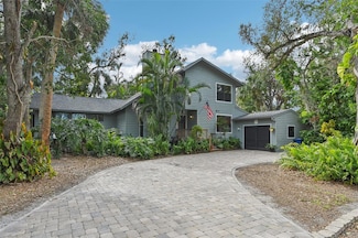 1702 Spoonbill Dr, Nokomis, FL 34275